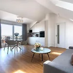 Encore Boutique By Dwellfort Aparthotel Praag