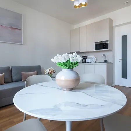 Encore Boutique By Dwellfort 4*