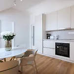 Encore Boutique By Dwellfort 4*