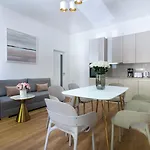 Encore Boutique By Dwellfort Aparthotel Prag