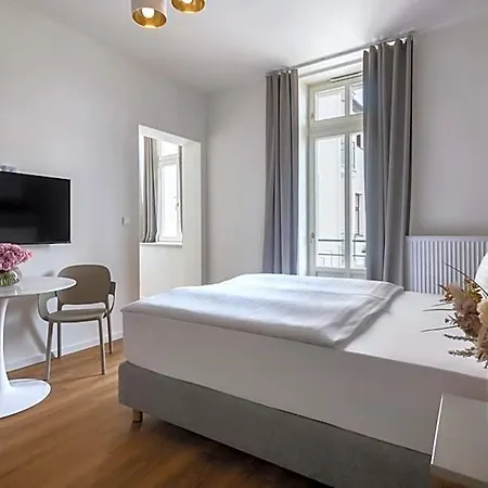 Encore Boutique By Dwellfort Aparthotel Prag