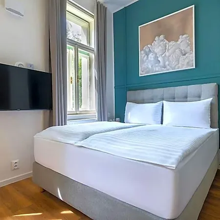 Encore Boutique By Dwellfort 4*