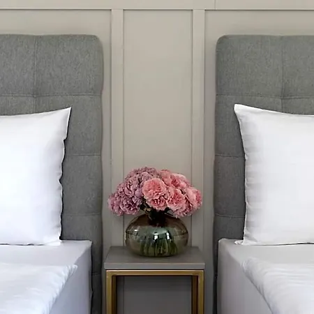Encore Boutique By Dwellfort Aparthotel 4*