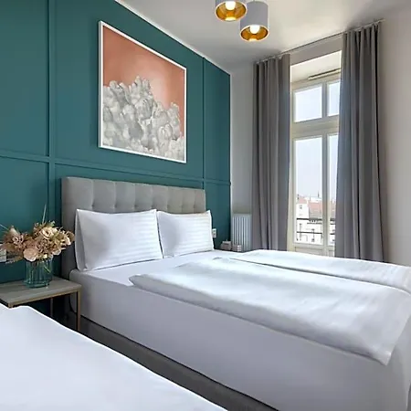 Encore Boutique By Dwellfort Prag