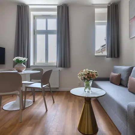 Encore Boutique By Dwellfort 4* פראג