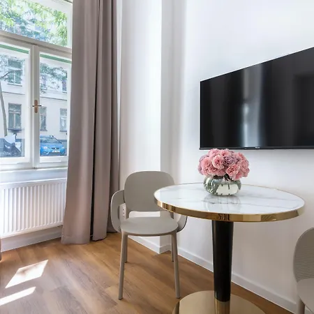 Encore Boutique By Dwellfort 4*