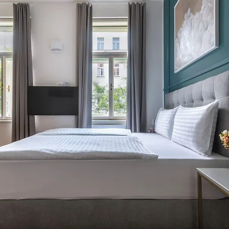 מלון דירות Encore Boutique By Dwellfort 4*