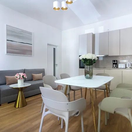 Encore Boutique By Dwellfort מלון דירות פראג