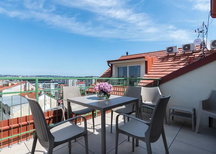 Encore Boutique By Dwellfort Lägenhetshotell 4*