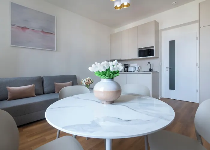 Encore Boutique By Dwellfort 4*