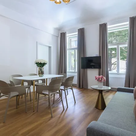 Encore Boutique By Dwellfort Aparthotel 4*